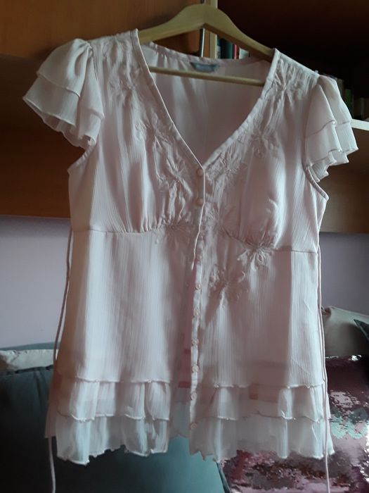 Bluza roz nude mărimea M din voal, marca Mark & Spencer