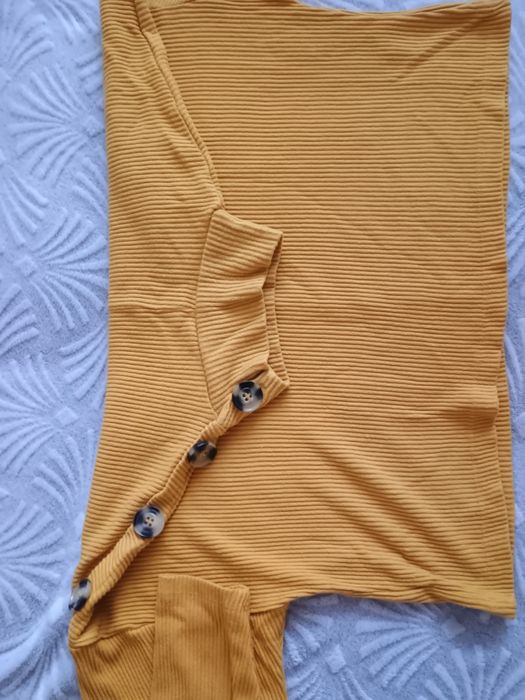 Блузи  S размер HM, TERRANOVA