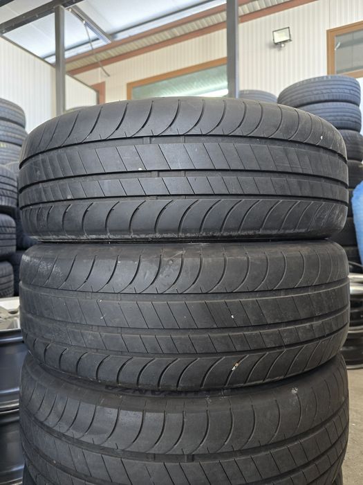 4 Броя 205/50/19 Bridgestone 2x6mm 2x5,2mm