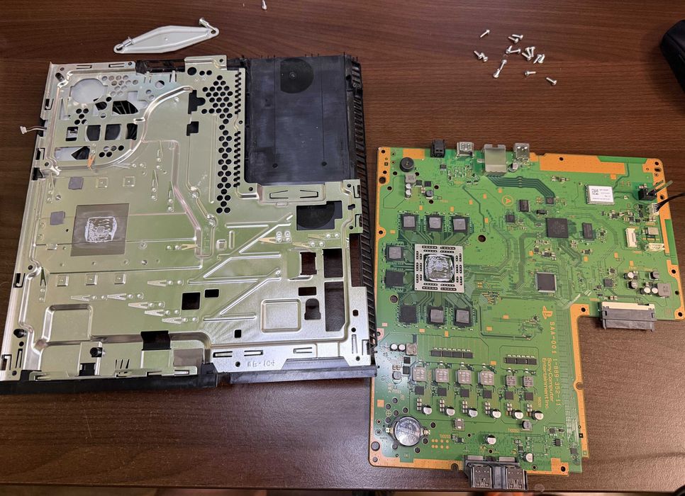 Service Laptop, PC, PlayStation si Xbox Bacau