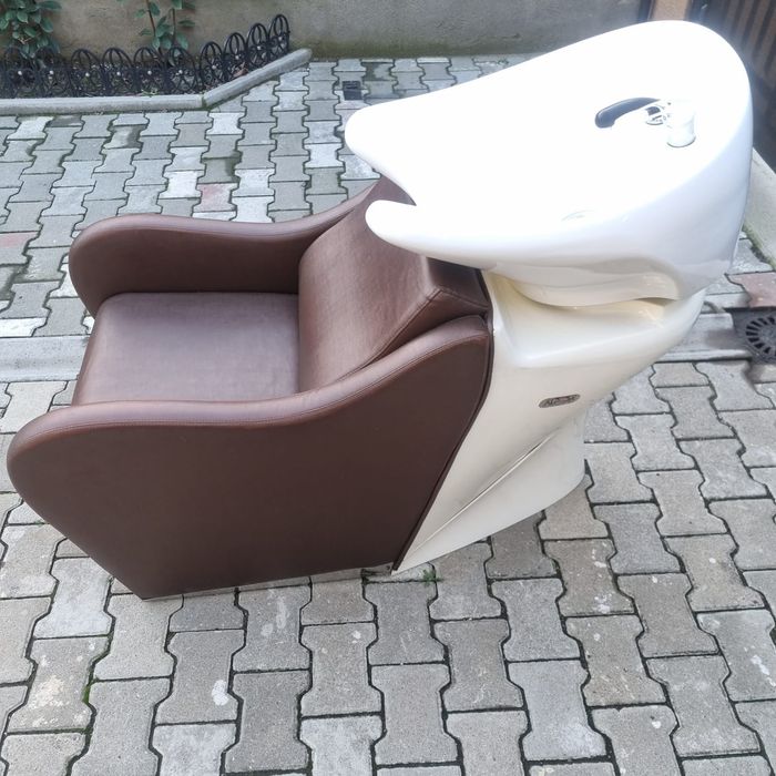Scaun și scafă coafor frizerie