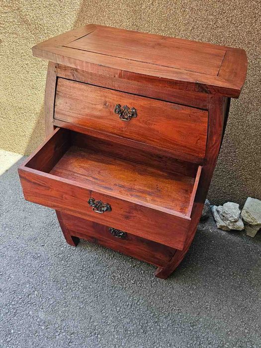 Ретро скрин изработен изцяло от масив