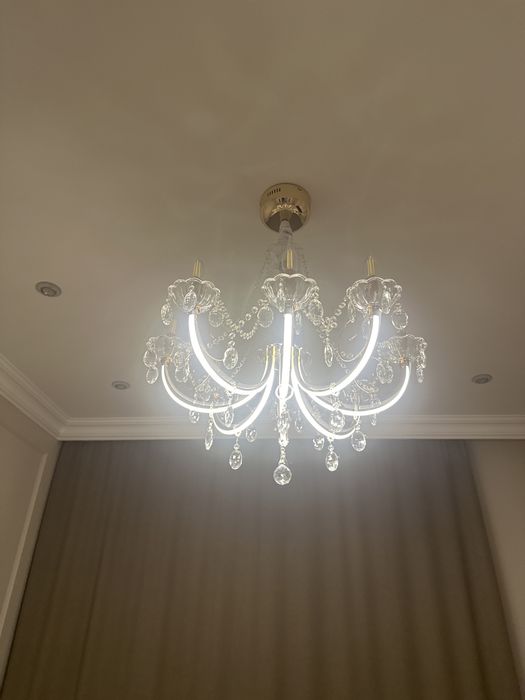 люстра 8-ми рожковая