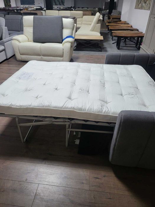 Сив диван от плат с функция сън