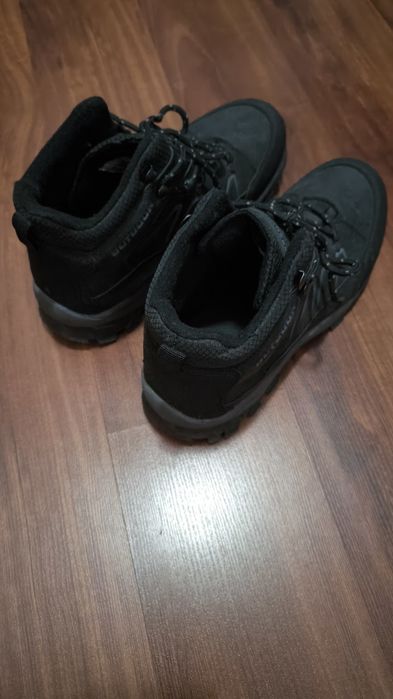 Кроссовки размер 41 .