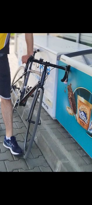 vand semicursiera Fuji