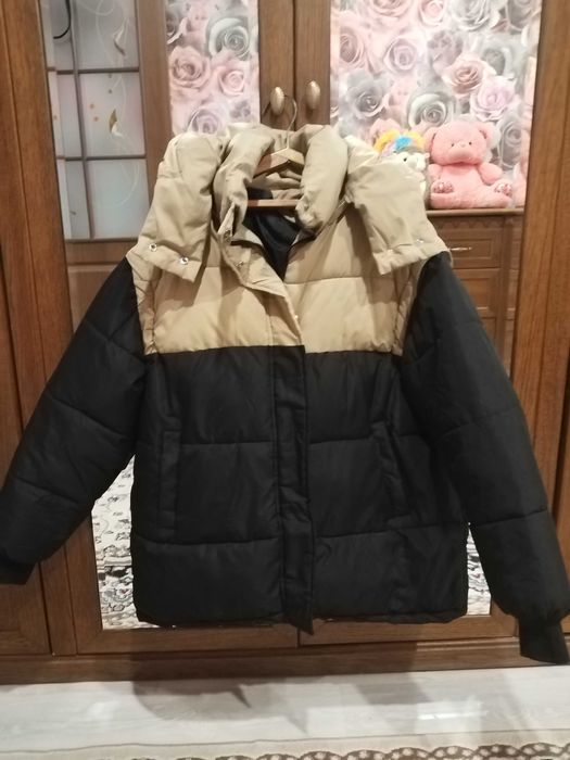 Продам зимние куртки