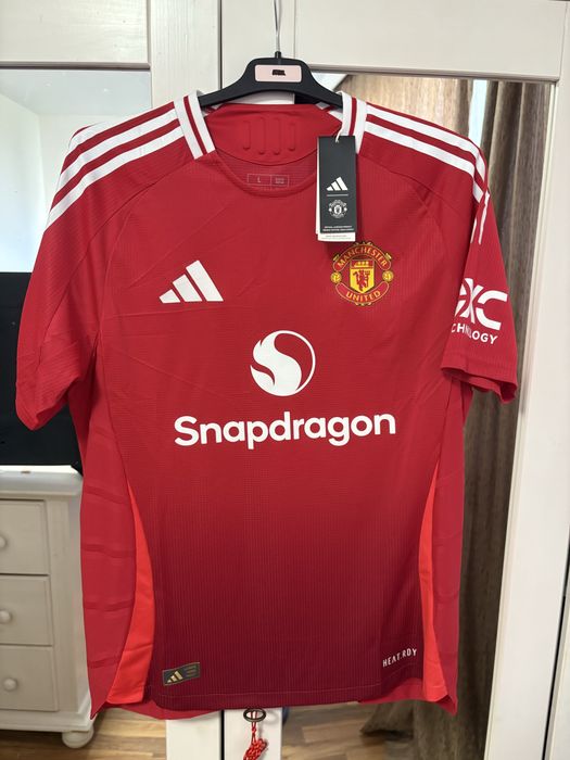 Manchester United Bruno Fernandes authentic version