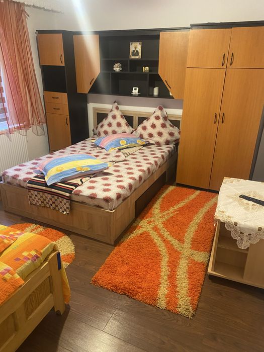 Inchiriez Apartartament cu o camera Slanic Moldova