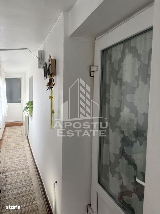 Casa individuala in vatra satului Ghiroda ,teren 1307 mp utili