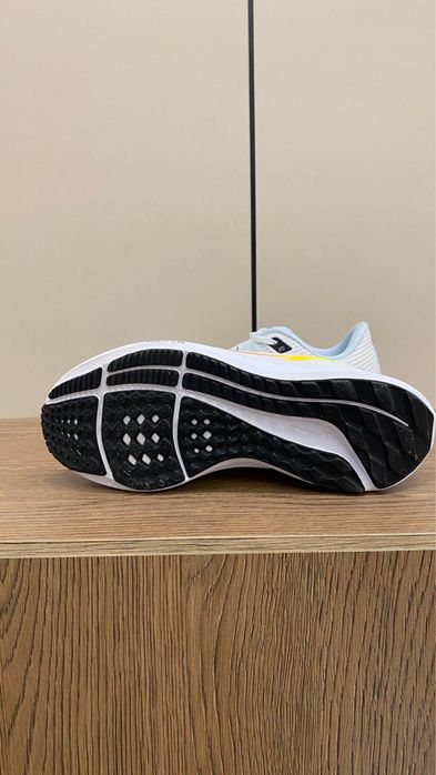 Кроссовки мужские