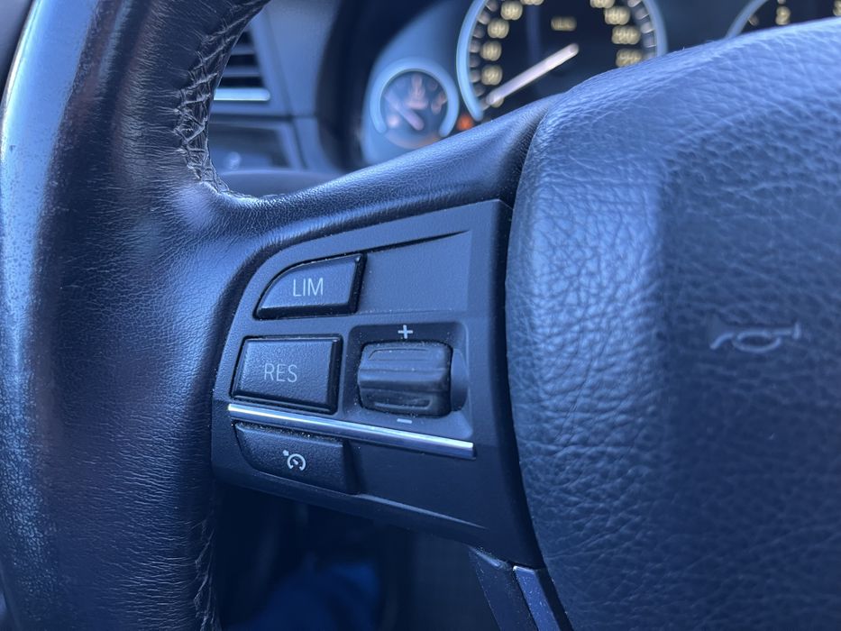 BMW 520 f11 2011г.