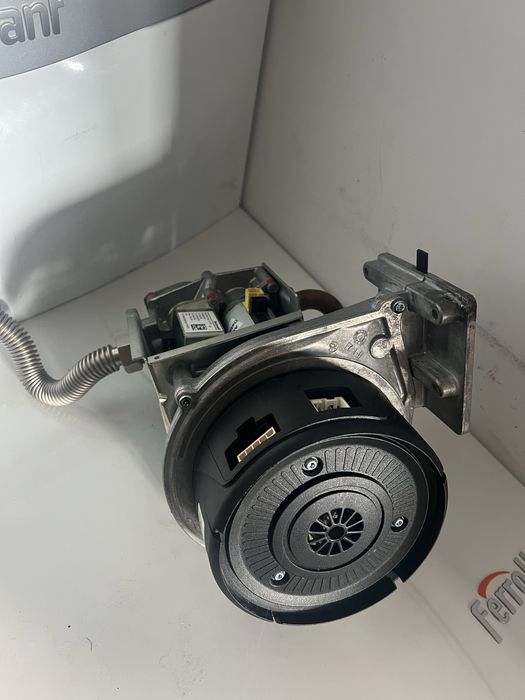 Ventilator centrala termica vaillant