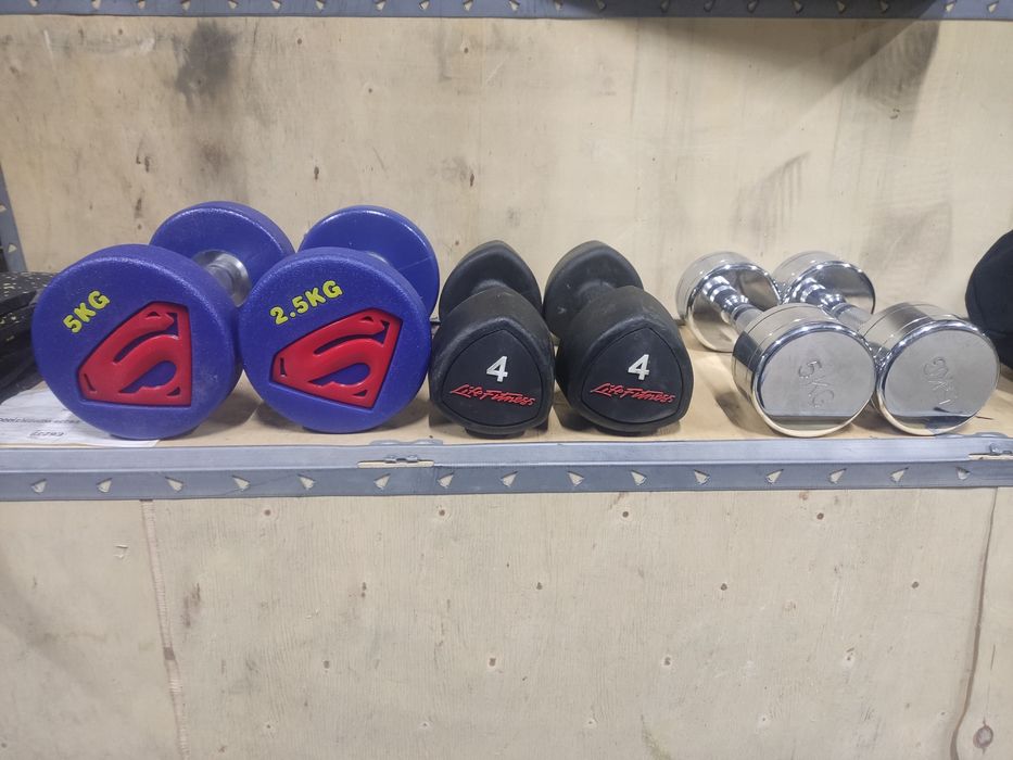 Продам гантели гири