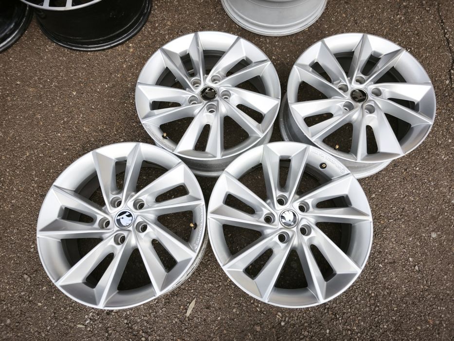 17" оригинални алуминиеви джанти за Skoda Octavia/Vw...