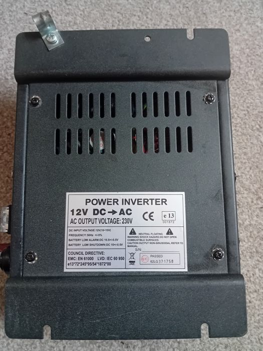 Инвертор 600W 220v