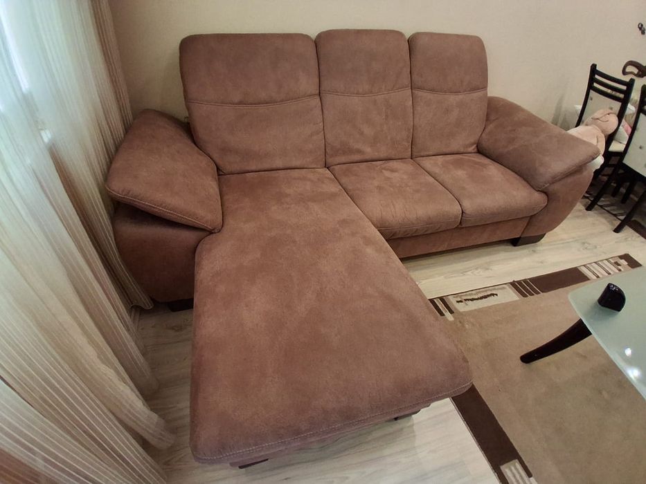 Диван ,като нов.