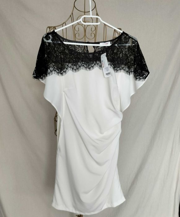 Rochie cu dantela, Orsay