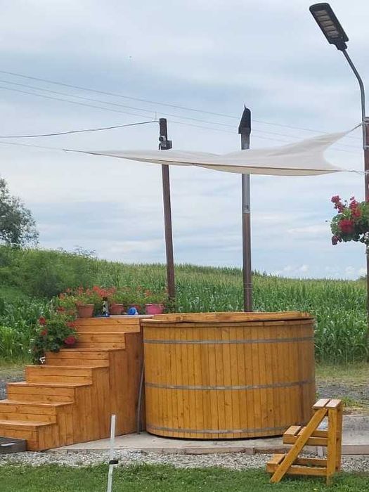 Ciubar din lemn cu soba exterioara inox - Ideal pentru Relaxare