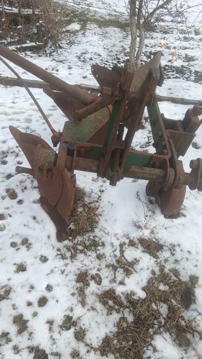 Vând utilaje agricole