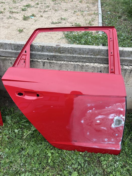 Предна и задна дясна врата за Сеат Леон 3 / Seat Leon III