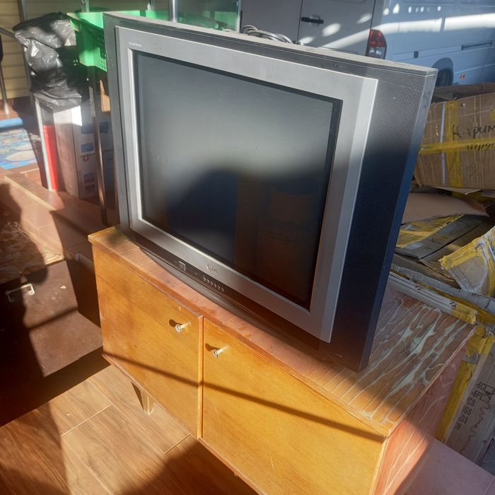 Продам телевизор LG, отличное состояние