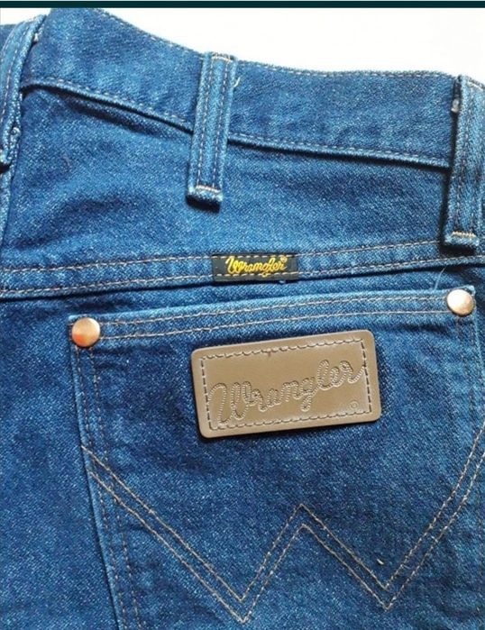 Фирменные джинсы Wrangler