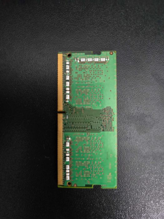 Memorie 4gb ram letop Kingston ddr4 2400mhz (1×8)