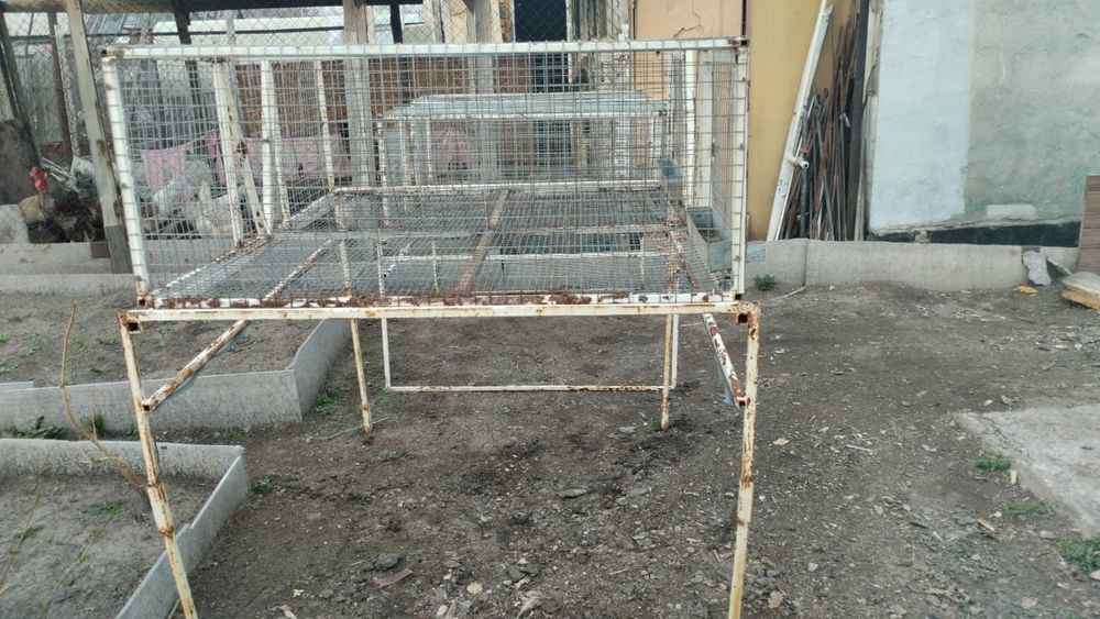 Продам клетки для кроликов