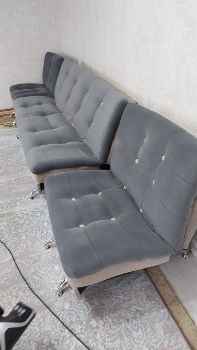 Диваны красивый б/у