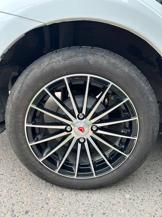 Продам диски с резиной