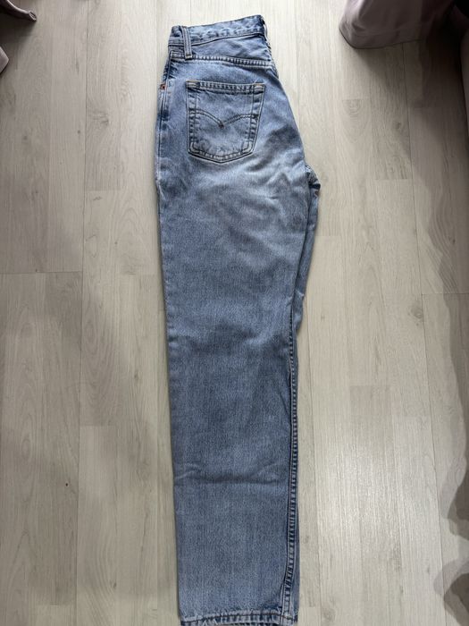 Blugi levi’s albastri