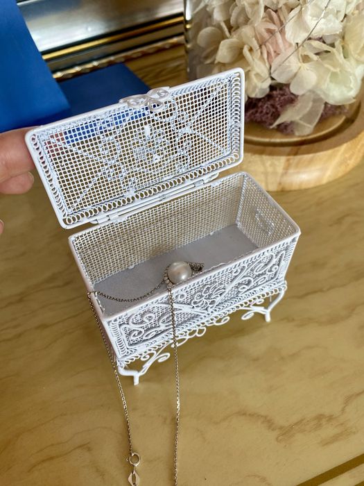 Шкатулка для украшений