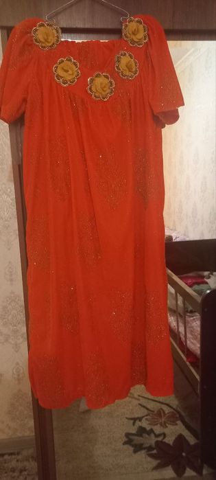 Платье продаю дёшево