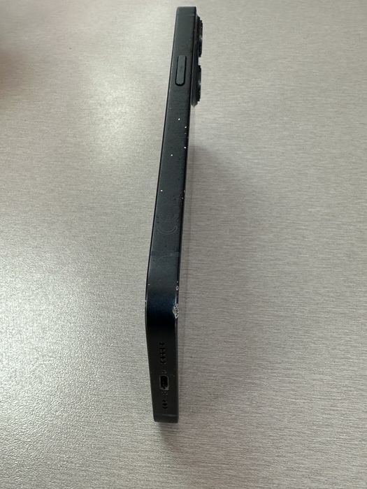 Продавам Iphone 13 128GB-добро състояние