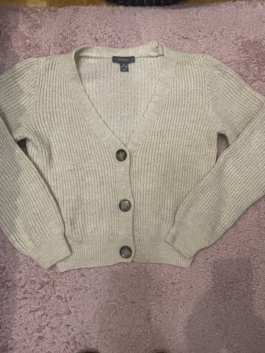 Пуловери на Зара, Бершка и др. - 18 лв- чифт