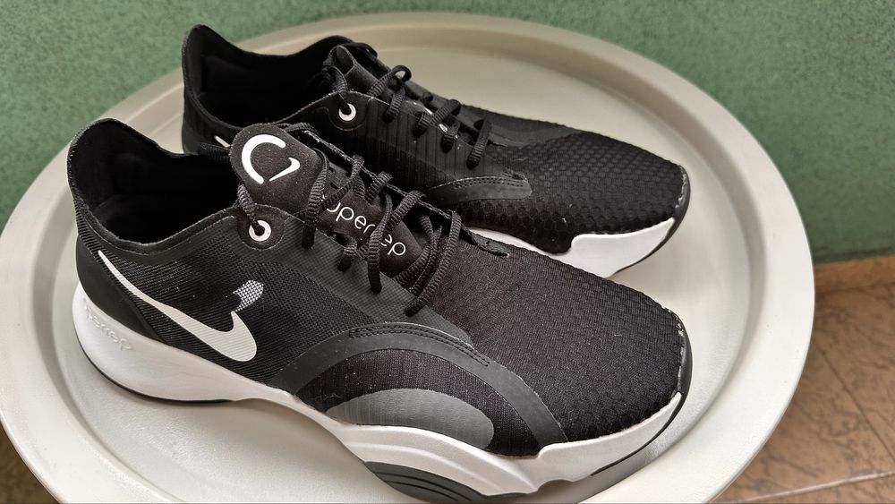 Маратонки Nike Superrep