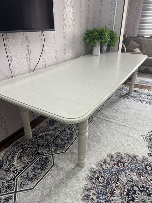 Раздвижной стол + 12 стульев, как новые!