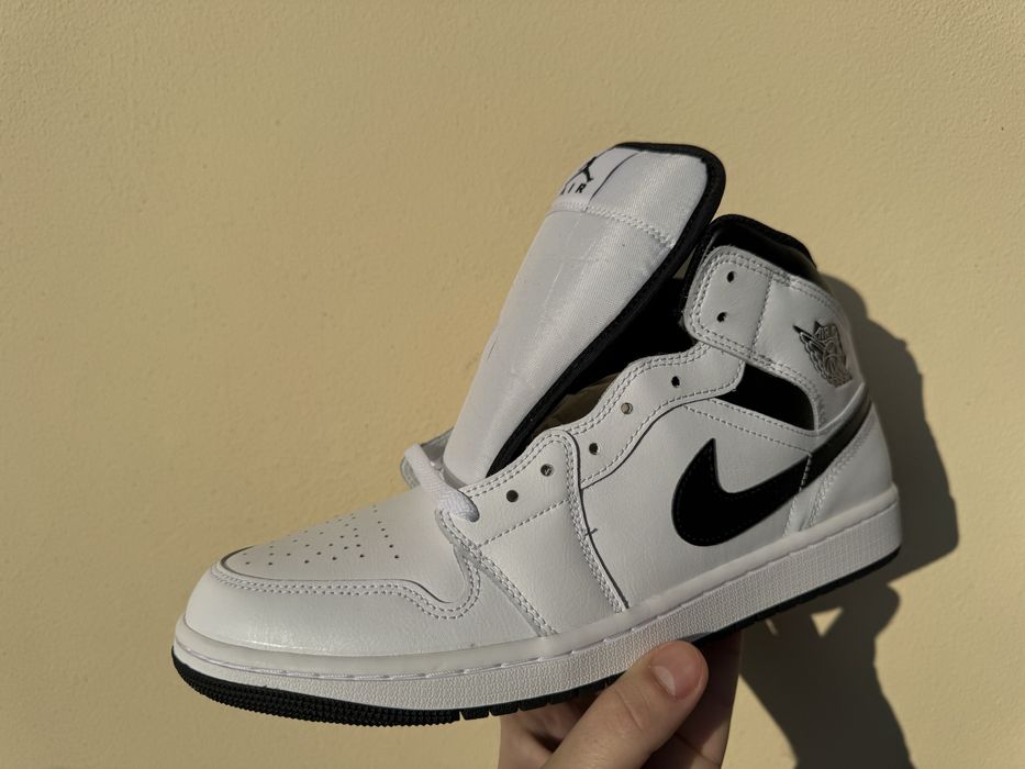Air Jordan 1 Mid Reverse Panda 44.5 (28.5 cm)