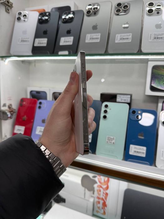 Iphone 12 Pro sotiladi