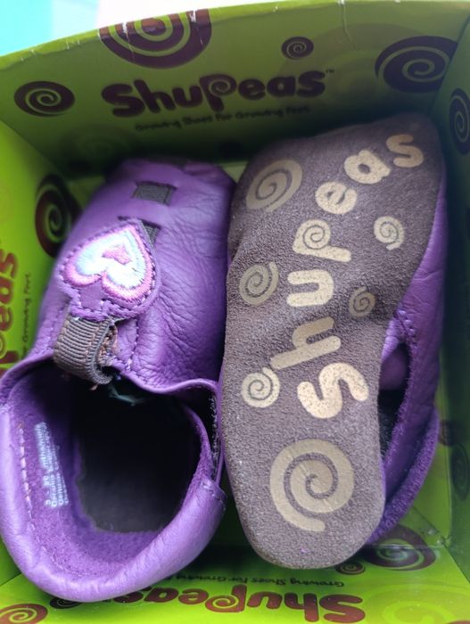 Первая обувь для малыша (пинетки)