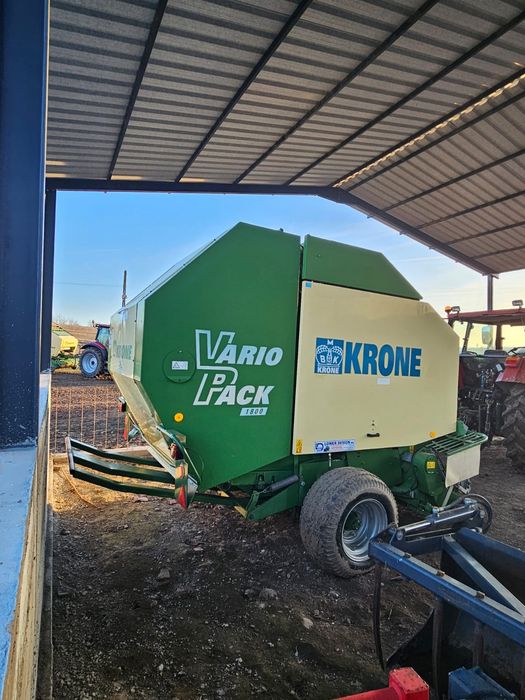 Vând presa Krone Vario Pack 1800