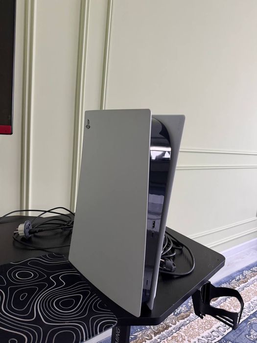 Sony PlayStation 5 Slim Digital Edition 1TB