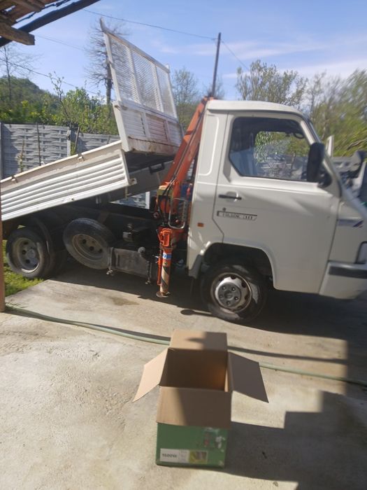 Camion basculabil