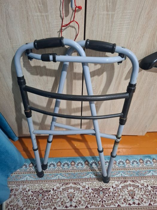 Ходунок для взрослых