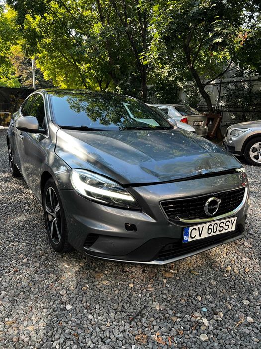 VOLVO V40 2019 — imagine 2