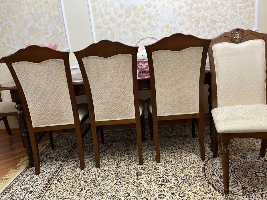 Стул деревянный обеденный