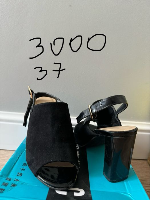 Продам обувь