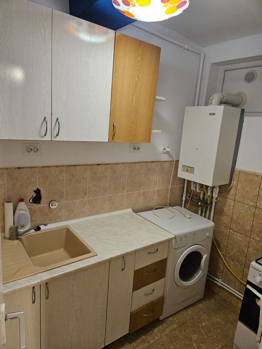 Garsoniera de inchiriat