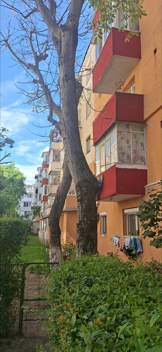 Apartament 2 camere renovabil 43 mp in zona linistita cartier Noua . Comision ZERO
